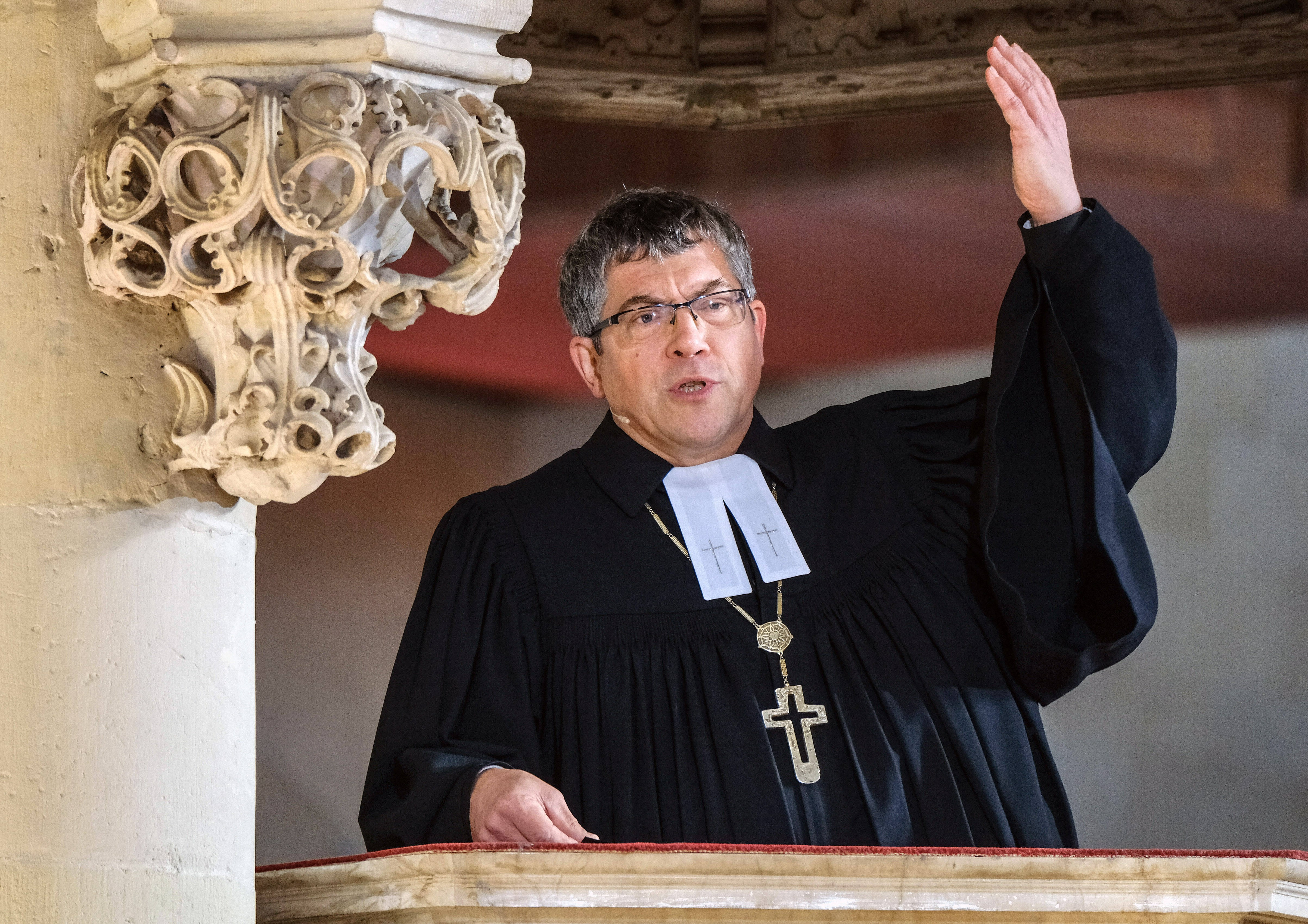 Deutsche Kirche will 11 Milliarden vom deutschen Staat! Schamlose Forderungen wegen Enteignungen vor 219 Jahren!