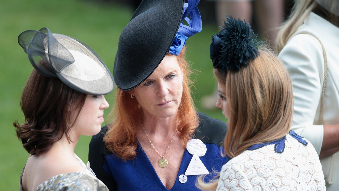 E-Mail beweisen: Beatrice beriet Fergie schon vor Jahren im Epstein-Fall!