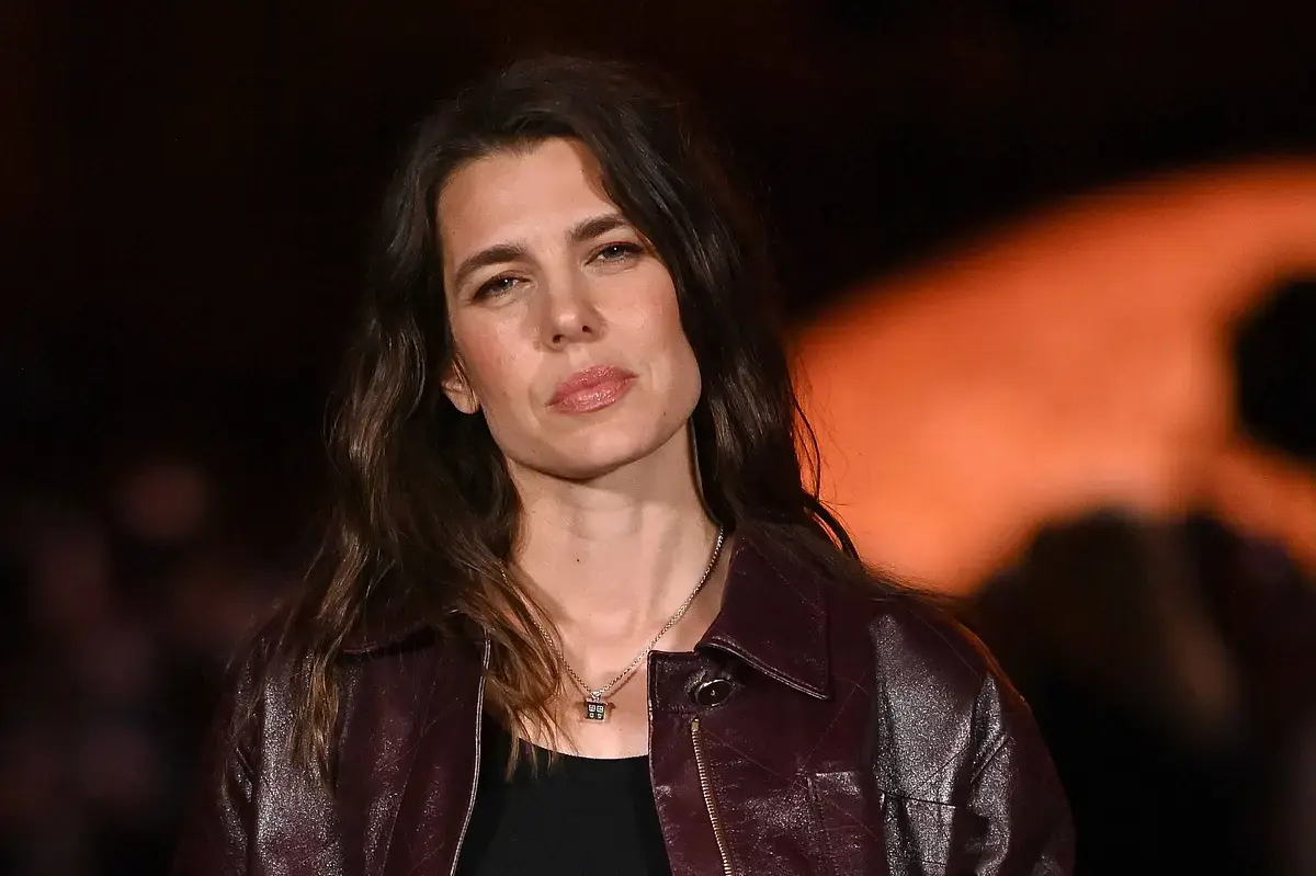 Charlotte Casiraghi rechnet ab: Luxus, Leiden und ein Buch, das für Wirbel sorgt
