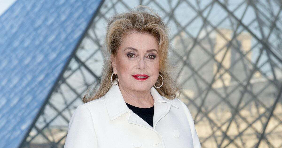 Catherine Deneuve éblouit avec sa petite-fille Anna Biolay au Prix Antoinette Fouque