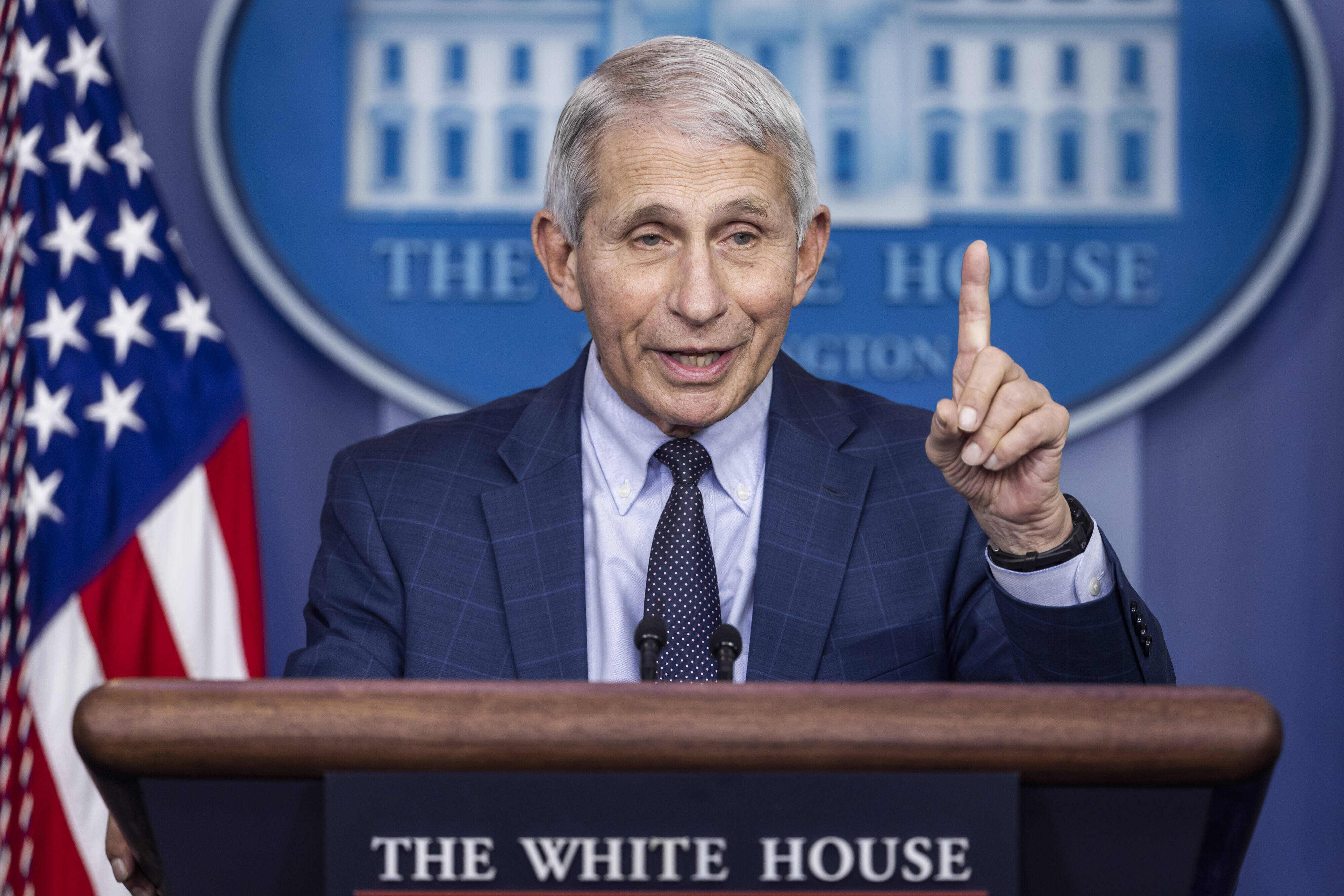 Top-Virologe Dr. Fauci ist besorgt! "Chinas Verhalten im Bezug auf Corona ist höchst Verdächtig"!