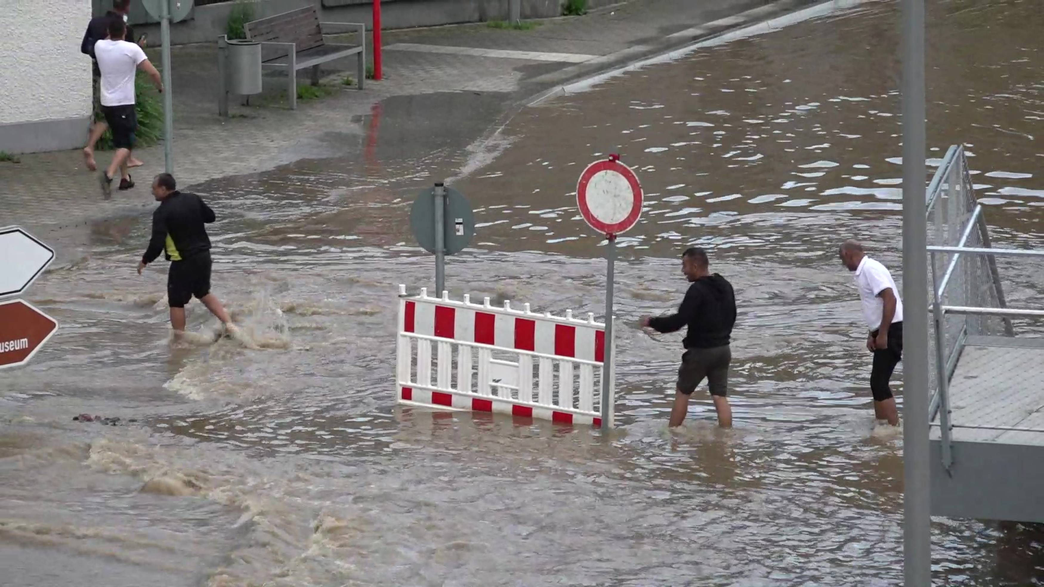 Hochwassergefahr in mehreren Bundesländern  DWD warnt! - Gefahr auf Hochwasser deutlich angestiegen