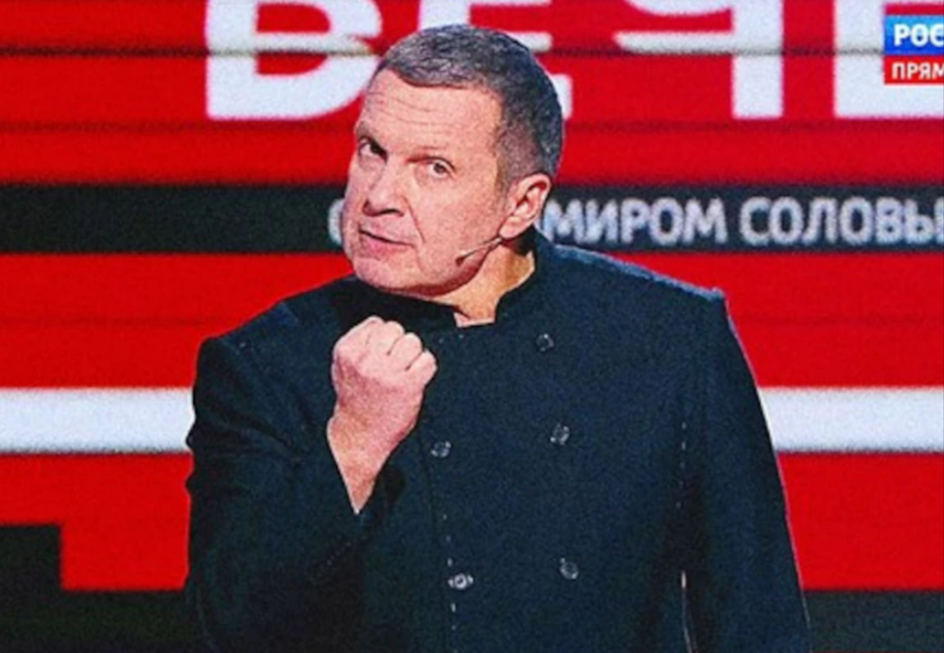 Russischer Angriff auf Annalena Baerbock! Staatsfernsehen dreht völlig durch und beleidigt die Außenministerin schwer!