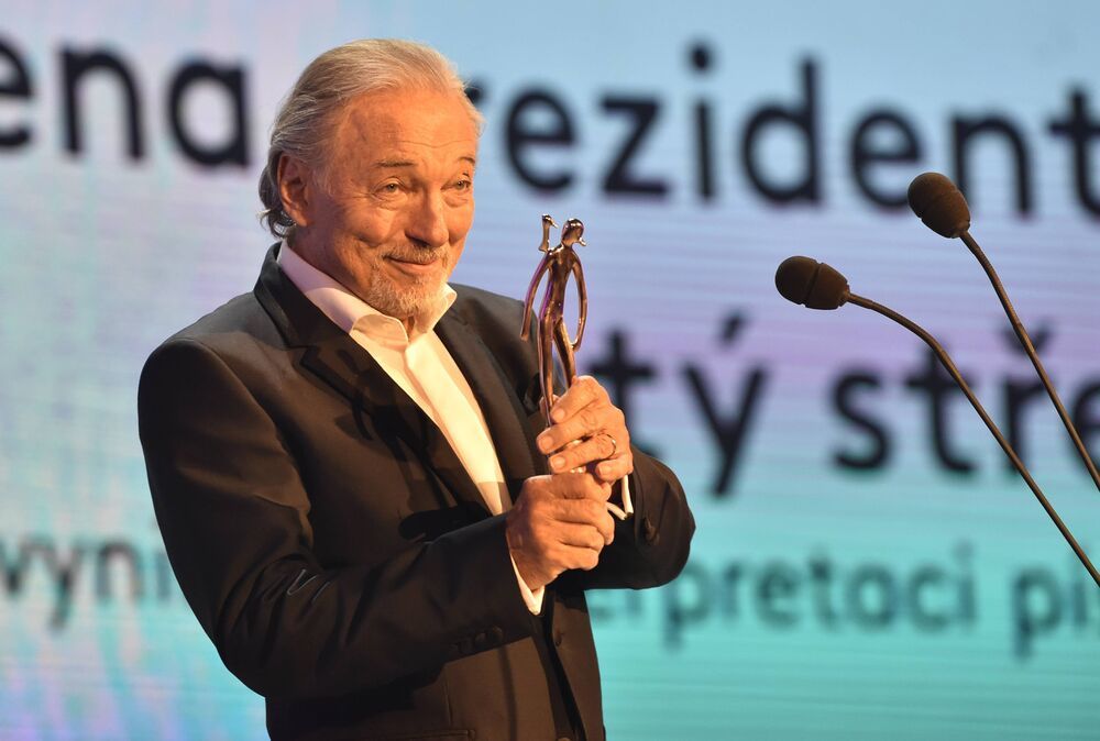 Karel Gott: Seine Tochter erbt nichts! Unerwartete Wende im Millionen-Erbstreit!