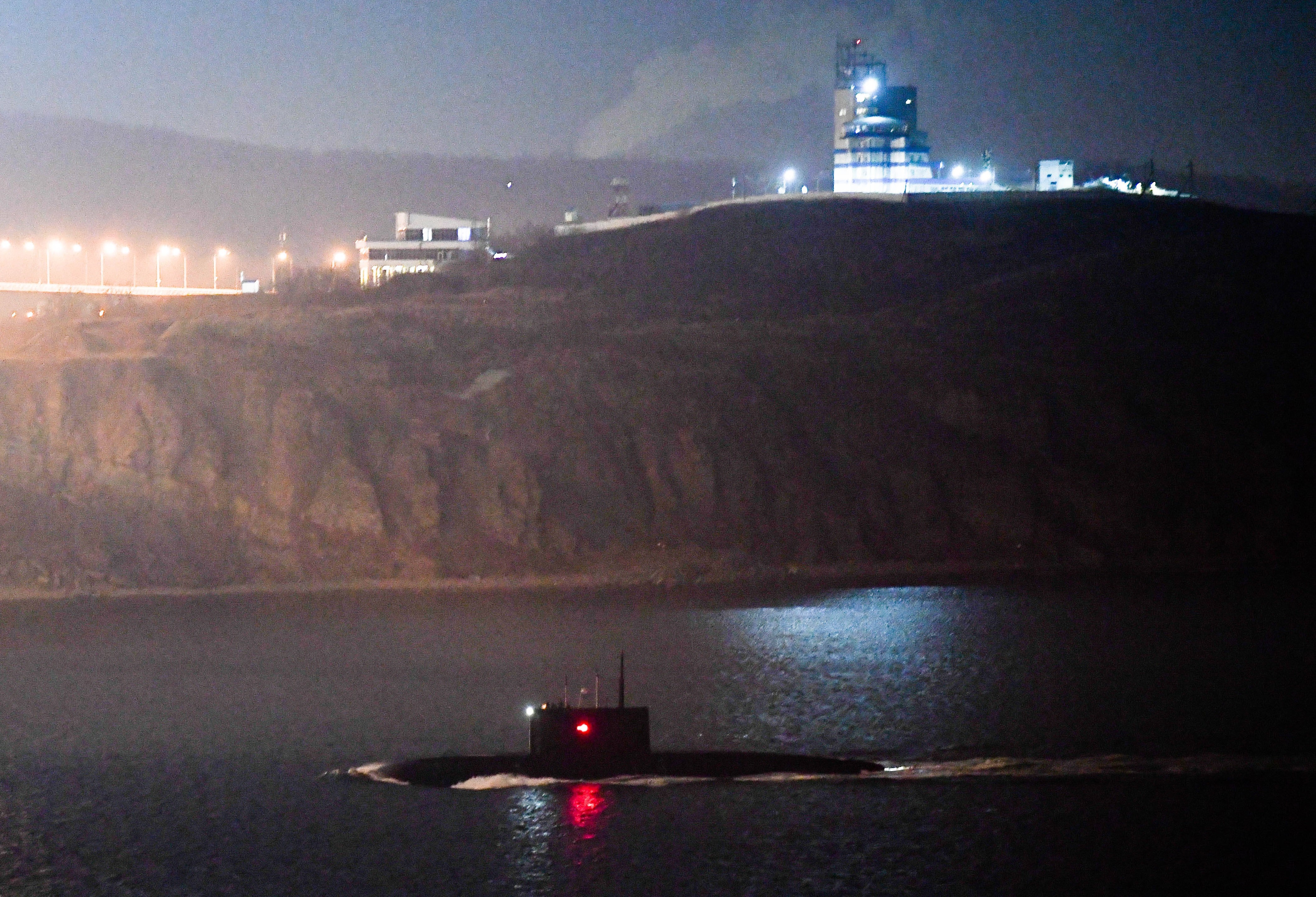 Putins U-Boote verlassen Ihre Positionen! NATO schlägt Alarm - plant Putin einen Erstschlag?