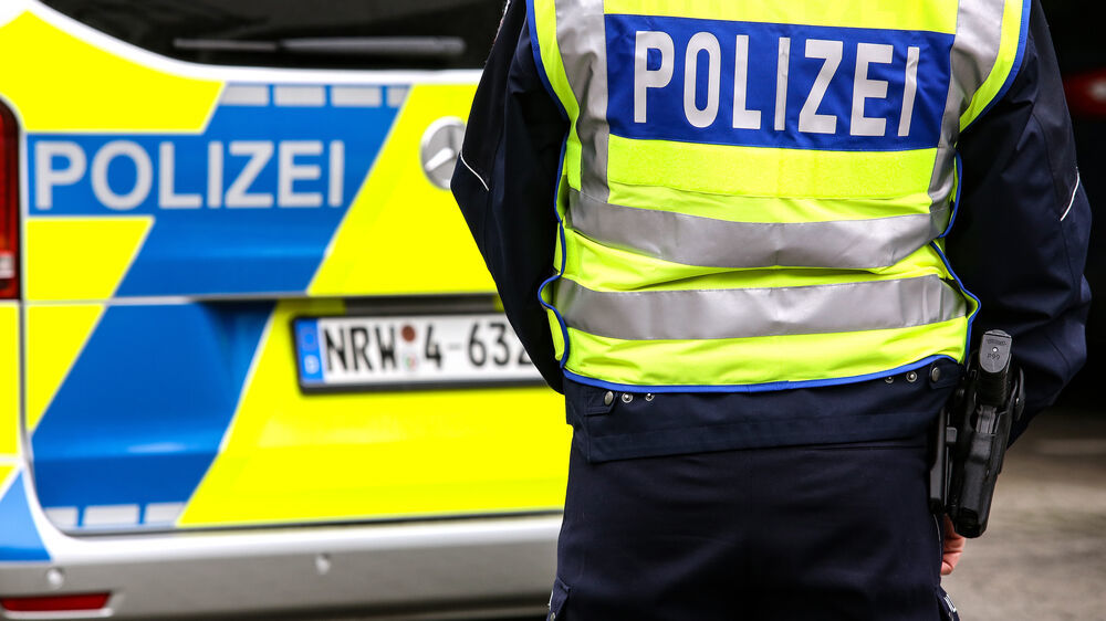 Polizei warnt die Bevölkerung! Gefangener aus JVA geflüchtet - Häftling setzt sich nach Freigang ab