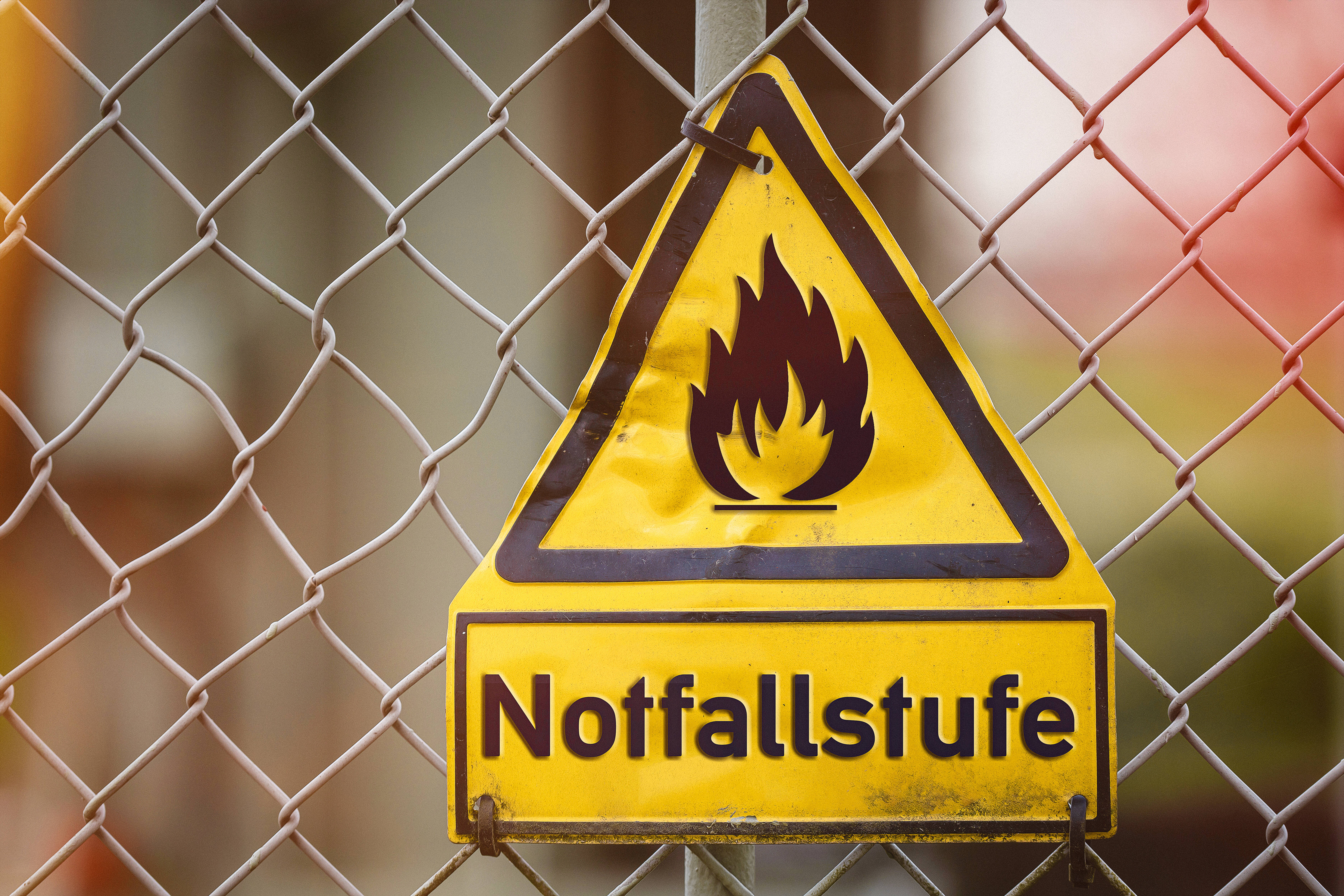 Putin greift ukrainische Gasspeicher an - auch Deutschland bedroht! Europäischen Gasversorgung in Gefahr